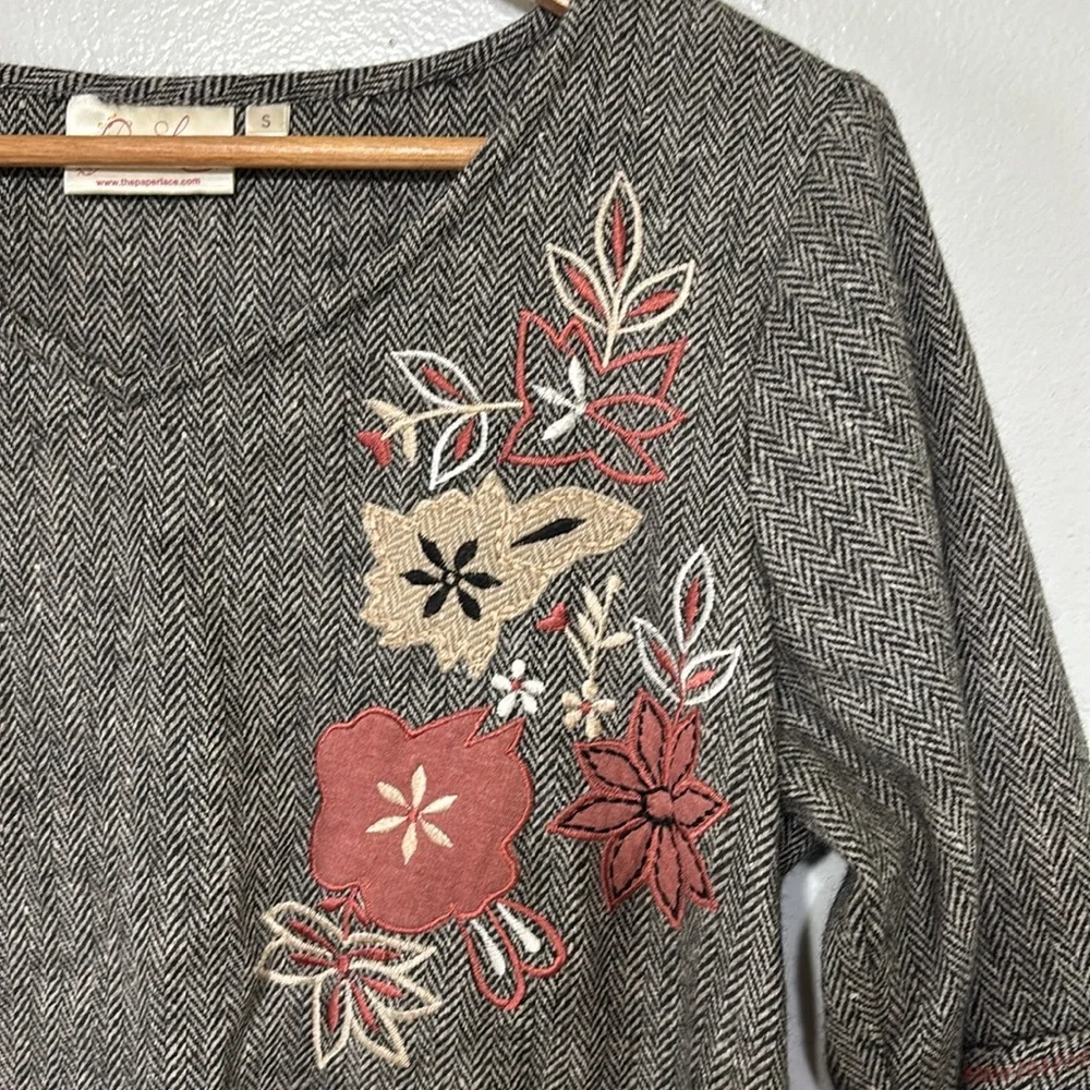 Paper Lace Black/Grey Herringbone Wool Blend Bell Sleeve Embroidered Blouse S - Picture 3 of 6
